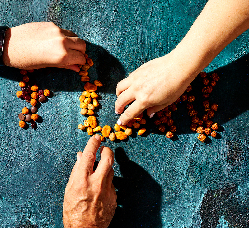 3 χέρια και σνακς